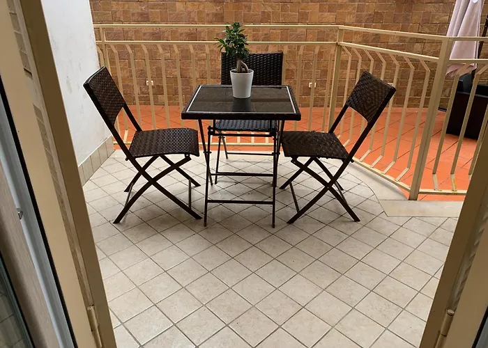 فندق مبيت وإفطار Residenza Suarez 3*