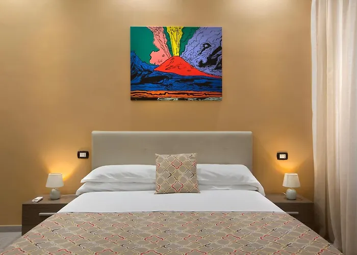 Residenza Suarez 3* نابولي