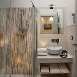 Residenza Suarez Bed & Breakfast 4*