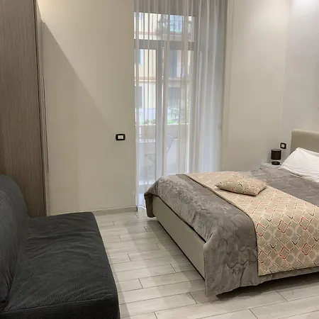 Residenza Suarez نابولي